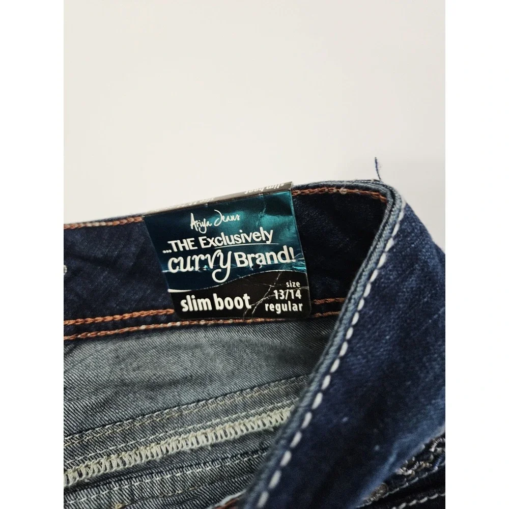 NEW ARIYA JEANS Women's Size 13/14 Slim Bootcut Flap Pockets Blue‎ Embroidered